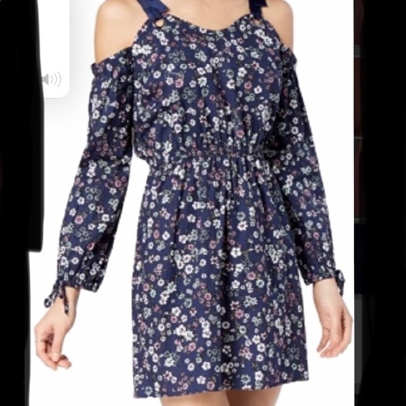 Floral mini dress - Picture 1 of 5